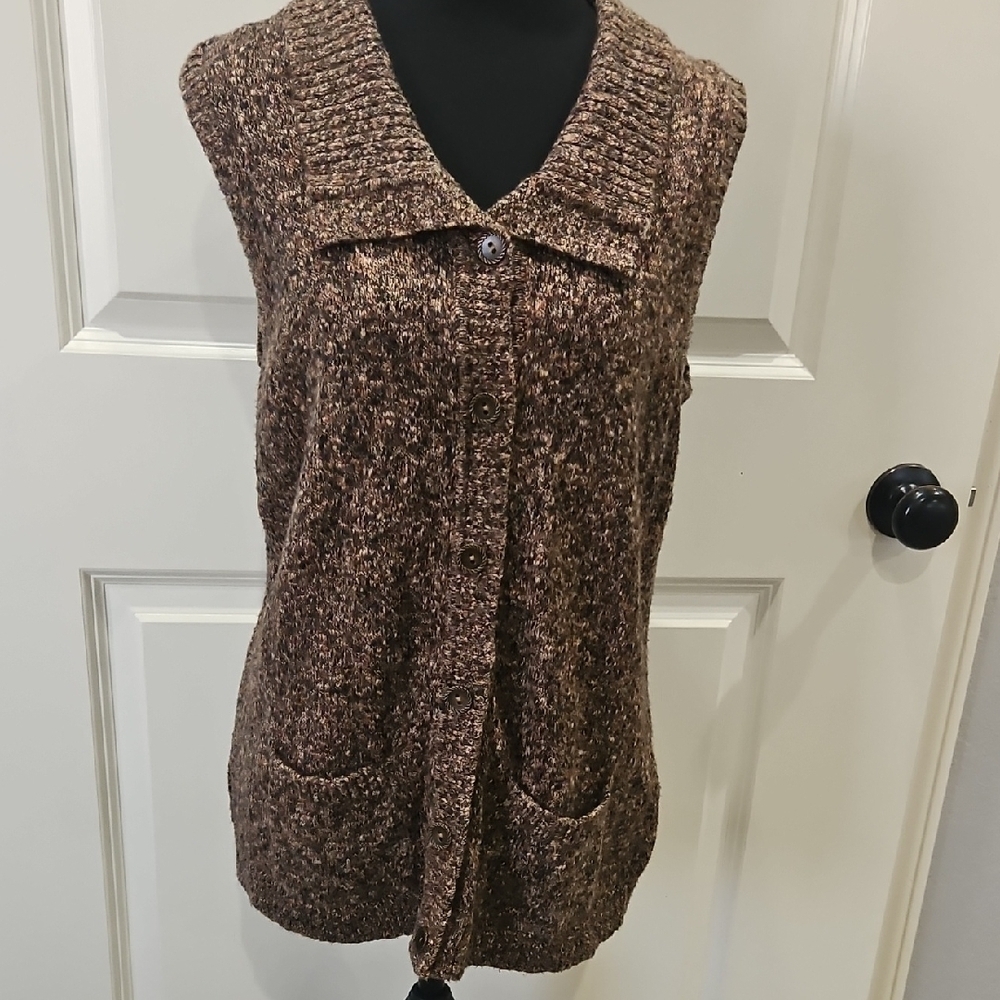 Christopher & Banks Brown Knit Super Soft Buttoned sleeveless Vest sz Medium